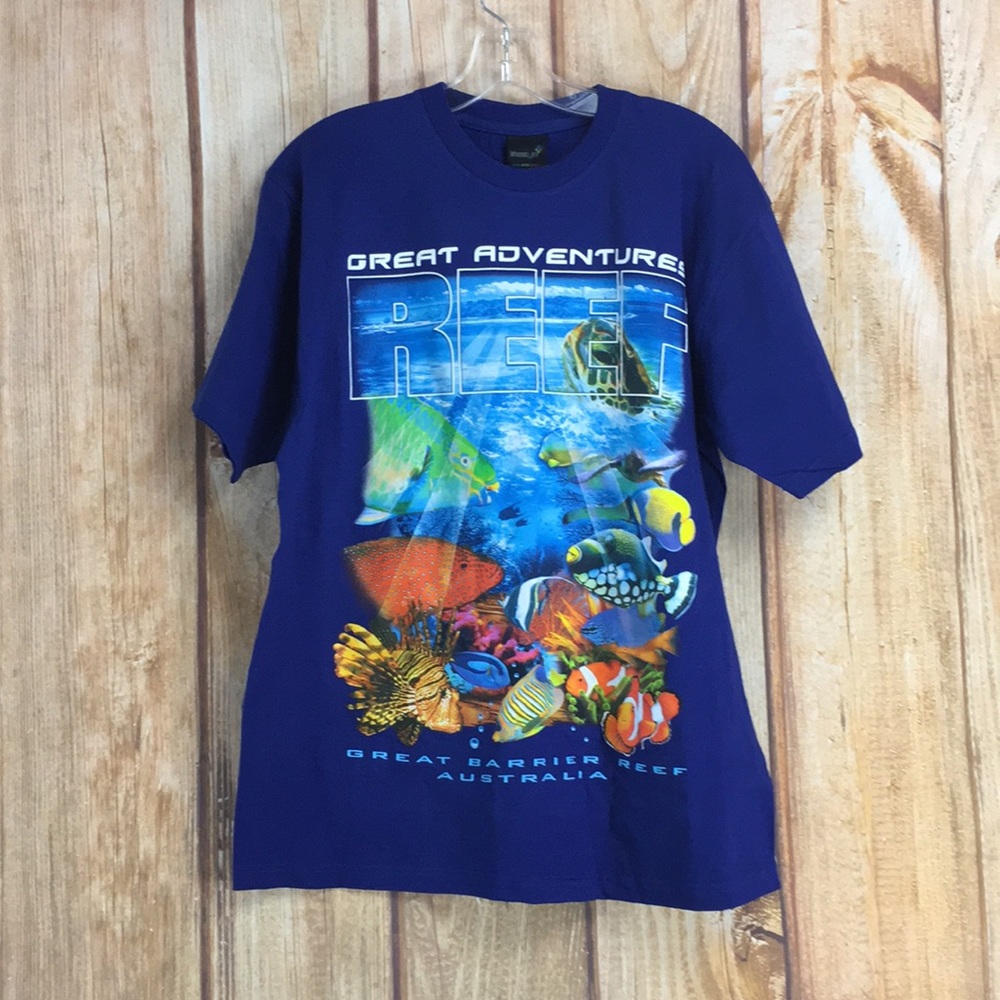 ➡️Great Adventures Reef Tee Size M
